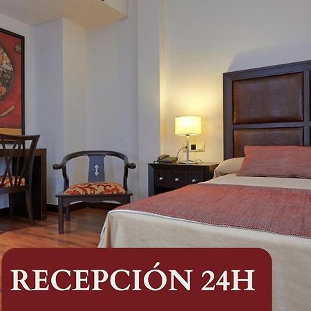 Peñaranda de Bracamonte Hotel Las Cabanas מראה חיצוני תמונה